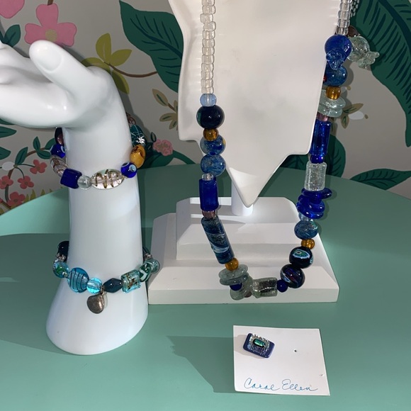 Glass jewelry set - Picture 8 of 15